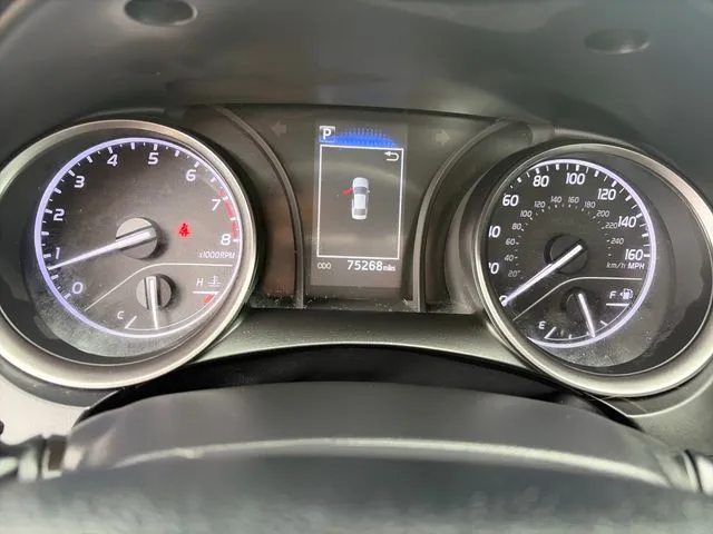 Toyota Camry photo 28