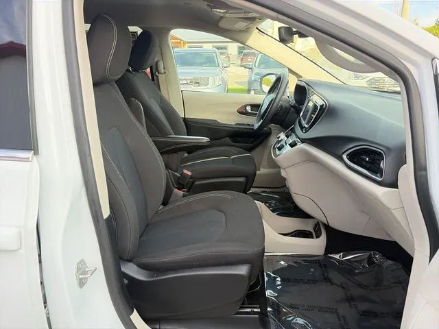 Chrysler Voyager photo 23