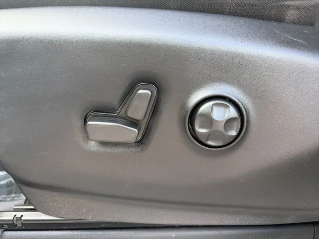 Chrysler Voyager photo 27