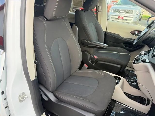 Chrysler Voyager photo 37