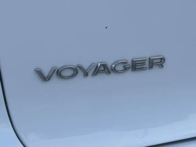 Chrysler Voyager photo 21