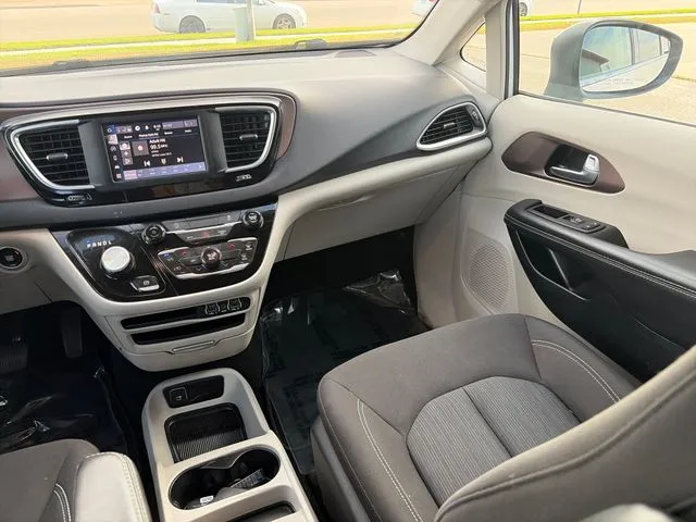 Chrysler Voyager photo 33