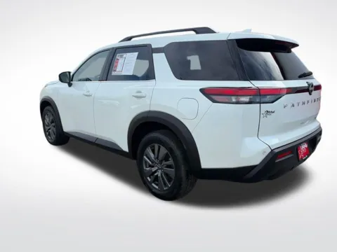 More photos of 2024 Nissan Pathfinder SV at Nyhus Family Sales, MN