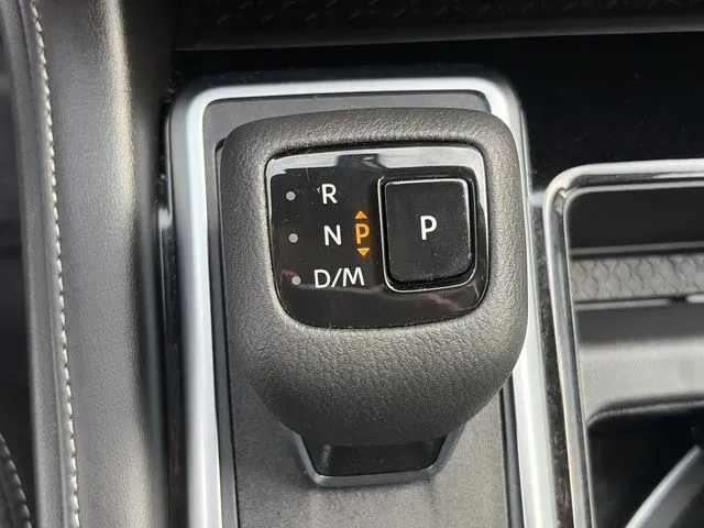 Nissan Pathfinder photo 35