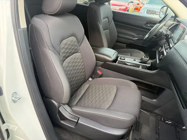 Nissan Pathfinder photo 37