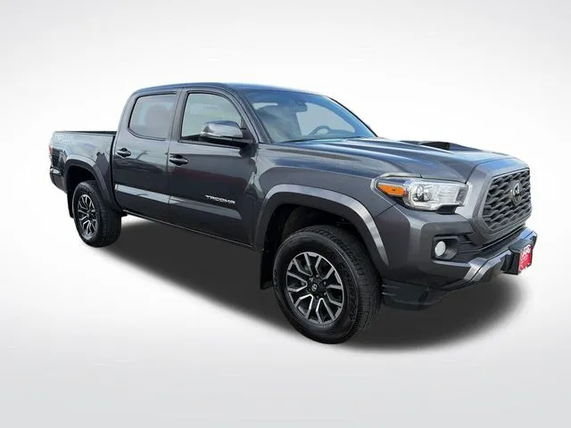Toyota Tacoma photo 10