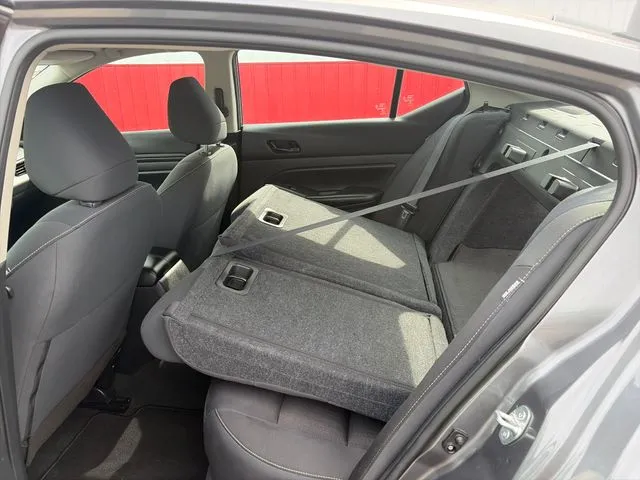 Nissan Altima photo 40
