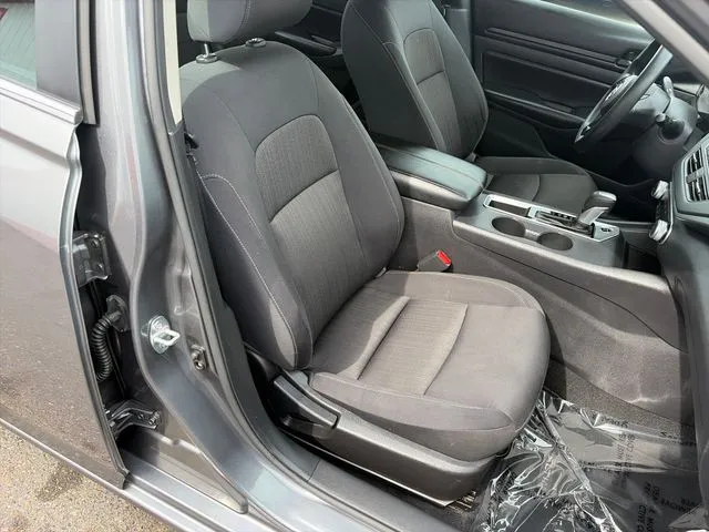 Nissan Altima photo 26