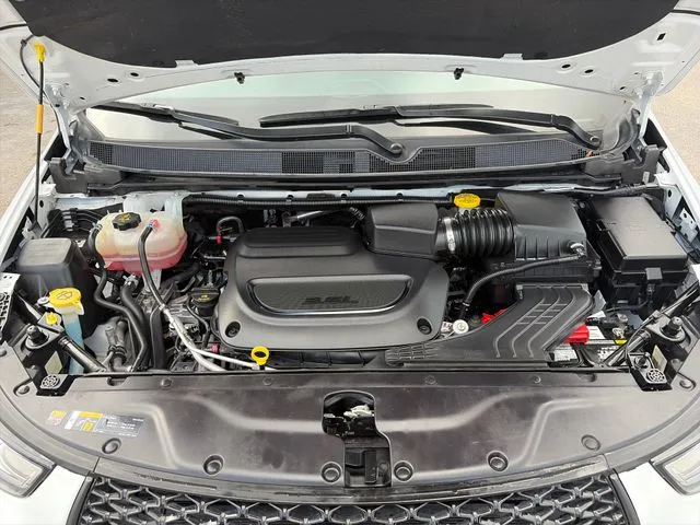 Chrysler Pacifica photo 56
