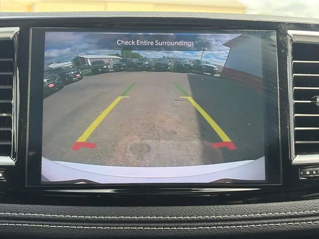 Chrysler Pacifica photo 47