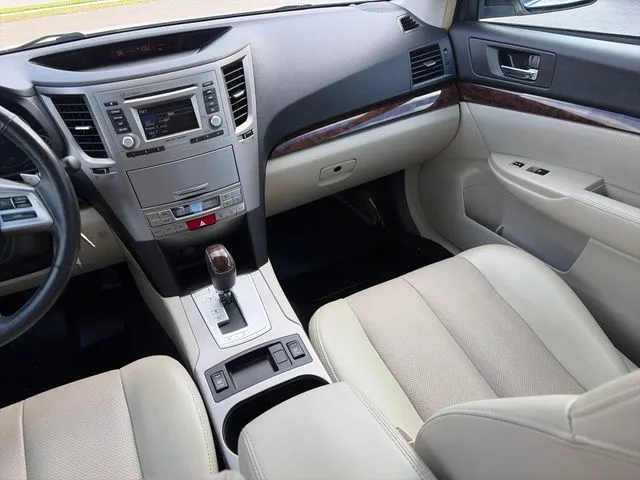 Subaru Legacy photo 32