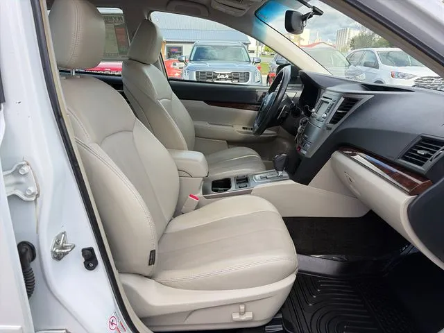 Subaru Legacy photo 22
