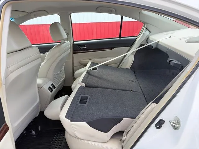 Subaru Legacy photo 41