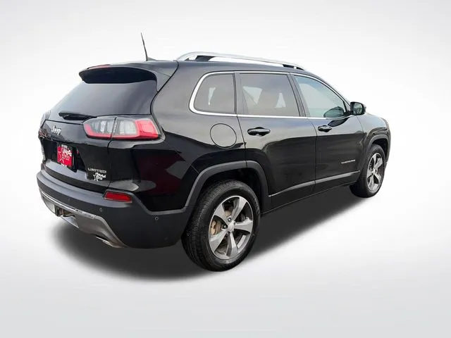 Jeep Cherokee photo 9