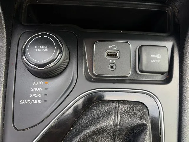 Jeep Cherokee photo 58