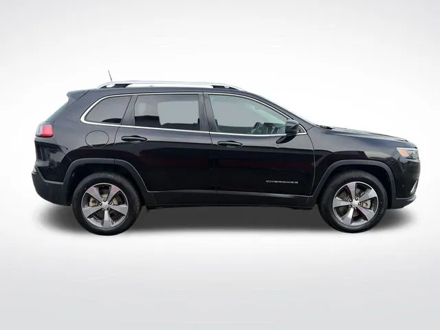 Jeep Cherokee photo 10