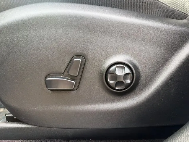 Jeep Cherokee photo 28