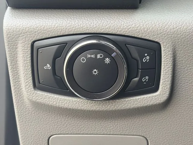 Ford F-150 photo 48