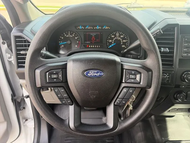 Ford F-150 photo 27
