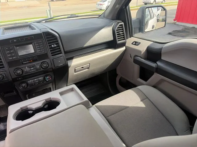 Ford F-150 photo 32