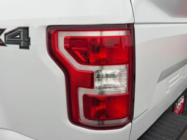 Ford F-150 photo 19