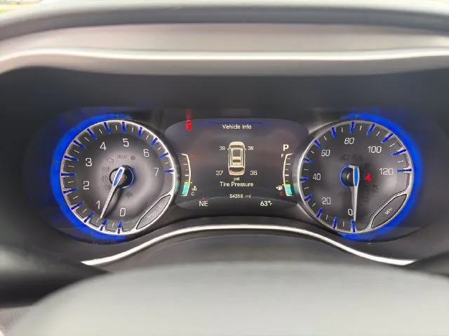 Chrysler Pacifica photo 29