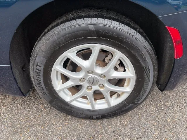 Chrysler Pacifica photo 15