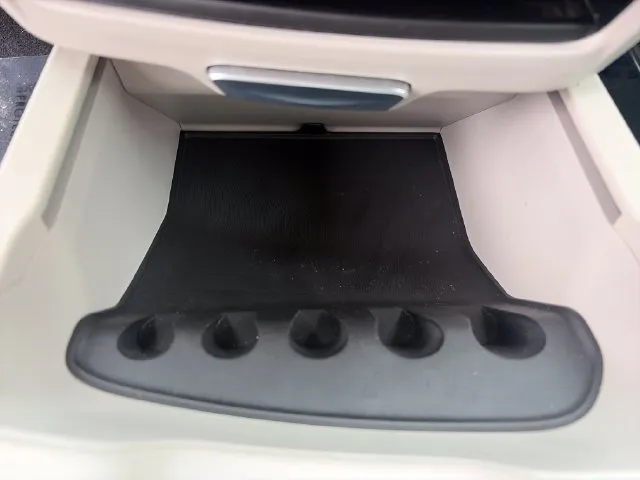Chrysler Pacifica photo 60