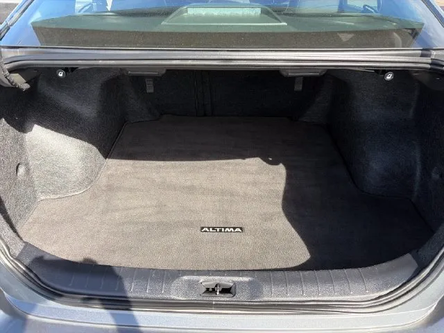 Nissan Altima photo 40