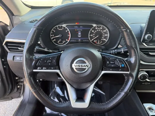 Nissan Altima photo 28