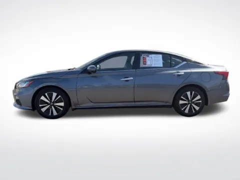 Another view of 2022 Nissan Altima 2.5 SV for sale in Perham, MN at Nyhus Family Sales