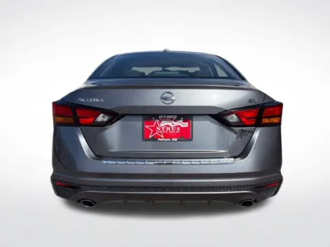 More photos of 2022 Nissan Altima 2.5 SV at Nyhus Family Sales, MN