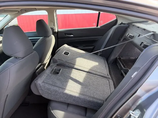 Nissan Altima photo 43