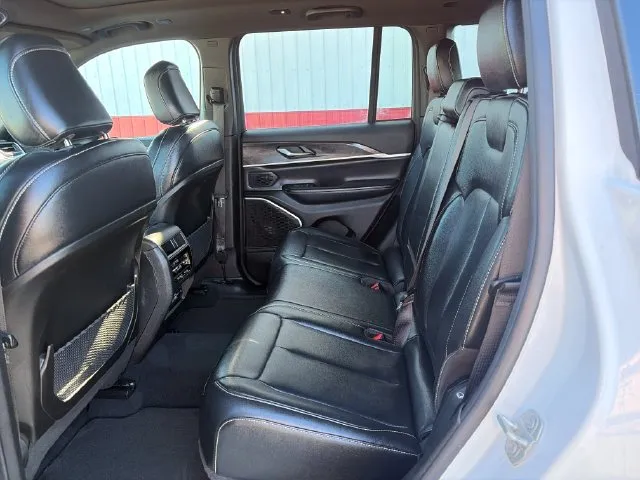 Jeep Grand Cherokee photo 41
