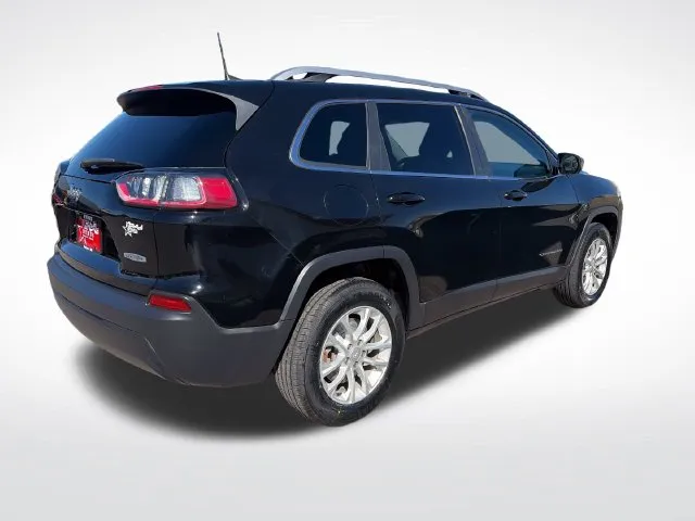 Jeep Cherokee photo 7