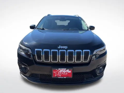 Photos of 2019 Jeep Cherokee Latitude for sale in Perham, MN at Nyhus Family Sales