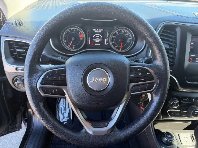 Jeep Cherokee photo 27