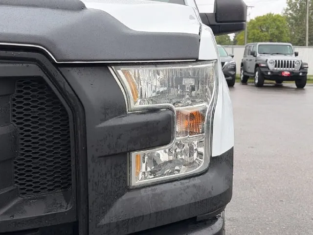 Ford F-150 photo 17