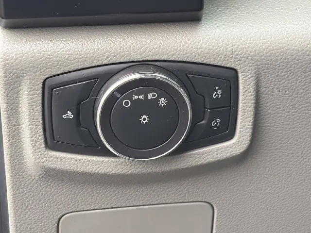 Ford F-150 photo 46