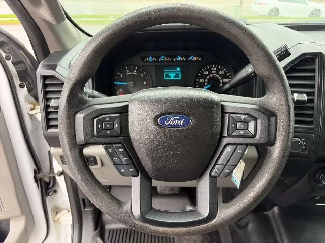 Ford F-150 photo 27