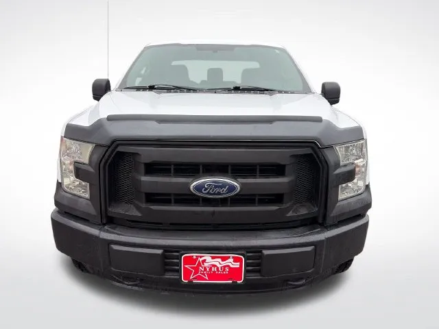 Ford F-150 photo 2