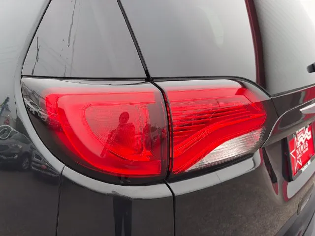 Chrysler Pacifica photo 20