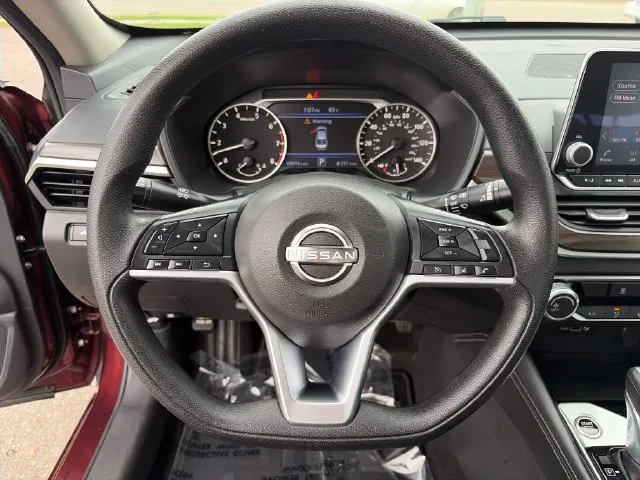 Nissan Altima photo 27