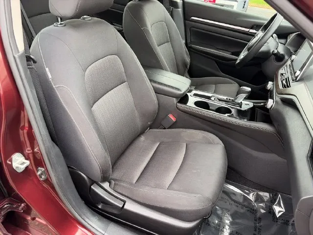 Nissan Altima photo 36