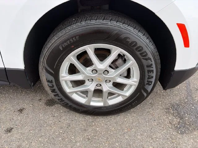 Chevrolet Equinox photo 14