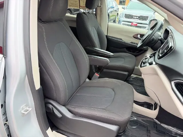 Chrysler Voyager photo 37