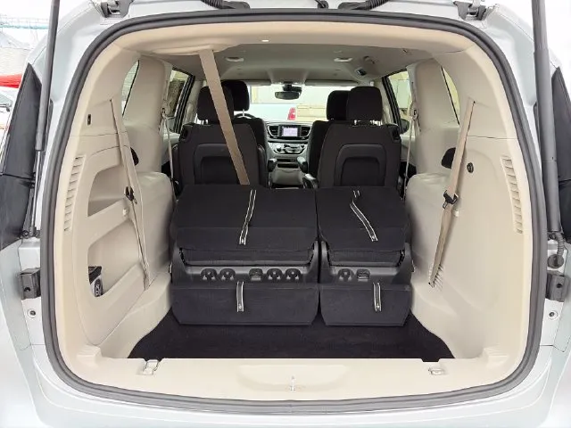 Chrysler Voyager photo 43