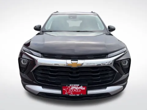 Photos of 2025 Chevrolet TrailBlazer LT for sale in Perham, MN at Nyhus Family Sales