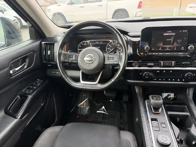 Nissan Pathfinder photo 30