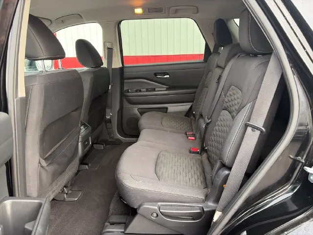 Nissan Pathfinder photo 39